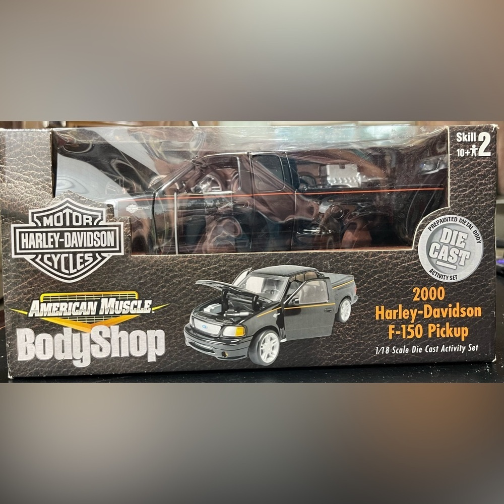 Harley Davidson Die Cast 2000 Ford F-150